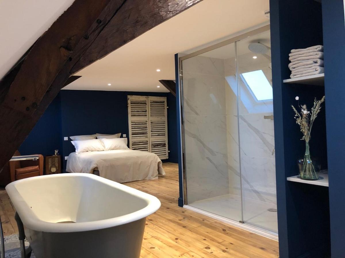 Les Chambres Berguoises Superbe Chambre Au Coeur De Bergues Exterior foto